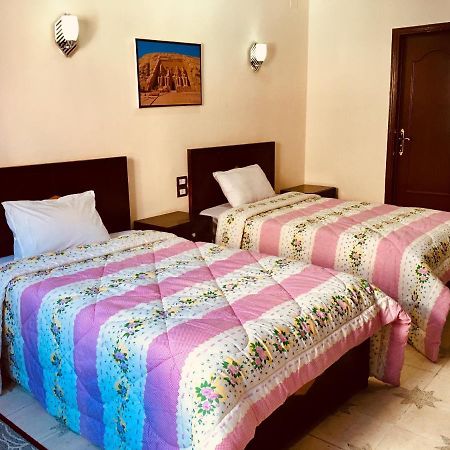 Sunflower Guest House Luxor West Bank Exterior foto